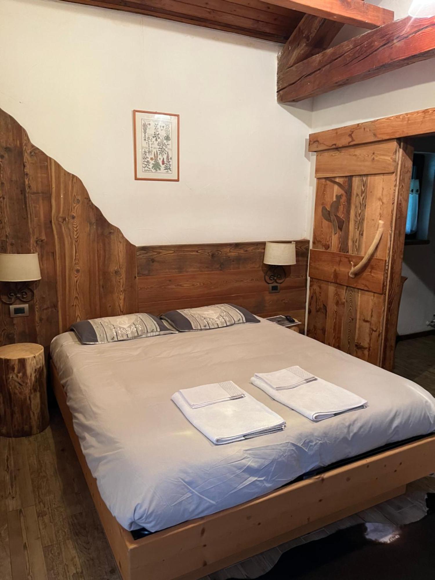 La Locanda Delle Pulci Bio Welness Mezzana  Dış mekan fotoğraf